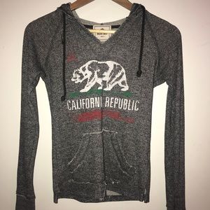 California republic sweater